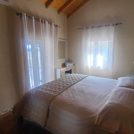 Vila Angelo's *