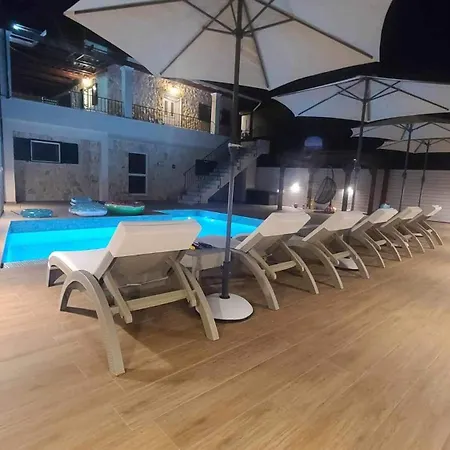 Angelo's Villa Avliótes